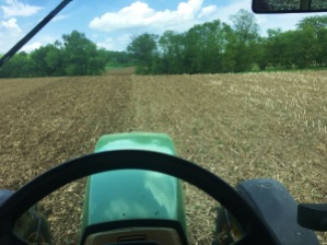 A view while doing fieldwork. From the “big” tractor, the 8200